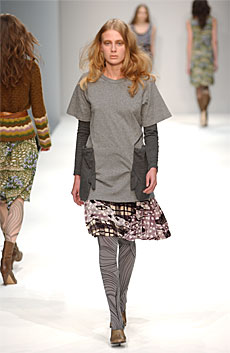 Autumn Winter 05/06 - LOOK 11