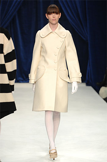 Autumn Winter 08-9 - CATWALK 13