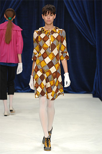 Autumn Winter 08-9 - CATWALK 08
