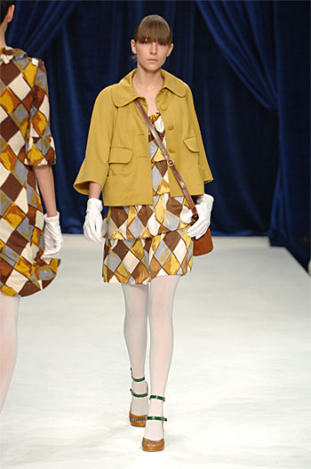Autumn Winter 08-9 - CATWALK 09