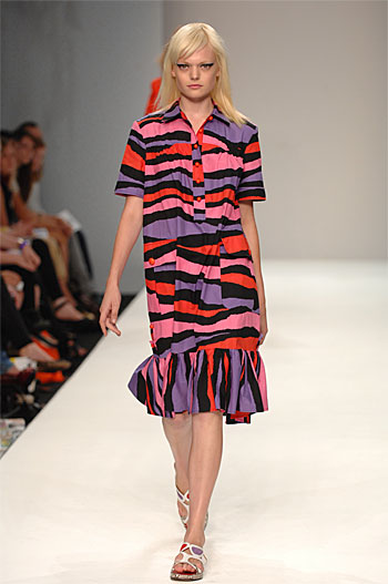 Spring Summer 08 - Catwalk 3
