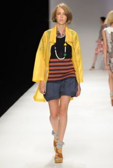 SS10 NYLON FESTIVAL MAC - YELLOW - Other Image